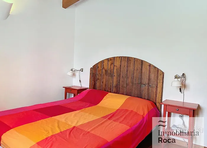 Roca Fornells, Punta Gran 5 F63 בית אירוח פורנלס