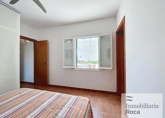 בית אירוח Roca Fornells, Punta Gran 5 F63 *