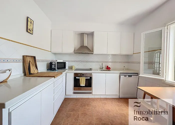 Roca Fornells, Punta Gran 5 F63 פורנלס