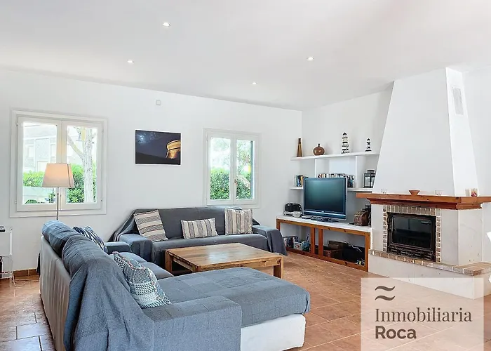 Roca Fornells, Punta Gran 5 F63 *