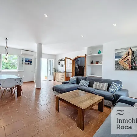 Roca Fornells, Punta Gran 5 F63 بيت للعطل